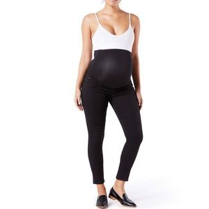 Signature by Levi Maternity Skinny Ankle Jeans
